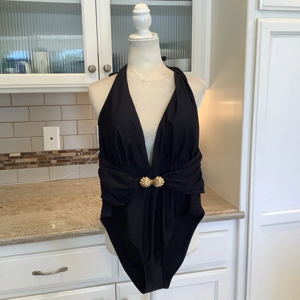 NWT Cupshe x JoJo Plunging Black One-Piece Swimsuit with Gold Details Size XL